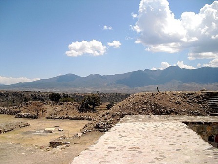 Patio religieux 4 de Yagul, datant de la période Classique. Oaxaca, Mexico