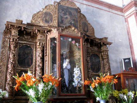 interieur de l’église de Teotitlan Del Valle, Oaxaca, Mexique
