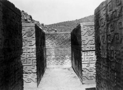 La tombe du site de Guirun, Oaxaca, Mexique