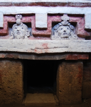 Facade de la tombe de Lambityeco, Oaxaca, Mexique