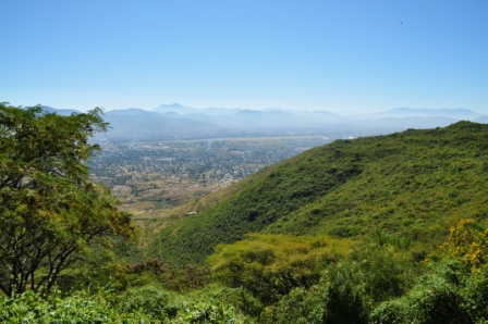Photo de Oaxaca depuis le site Zapotèque de Monte Alban, Oaxaca, Mexique