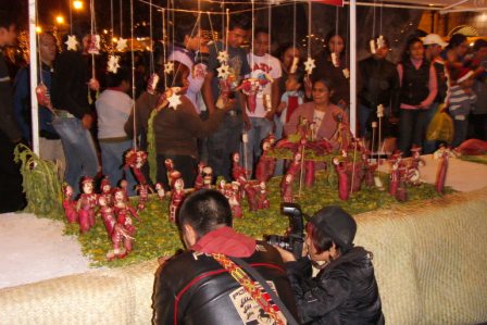 scene en radis pour la nuit des radis de Oaxaca, Mexique