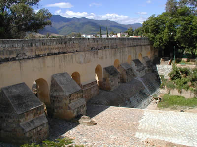 L’aqueduc de Xochimilco, Oaxaca, Mexique