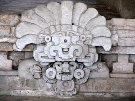 Masque de Cocijo du site archéologique de Lambityeco, Oaxaca, Mexique