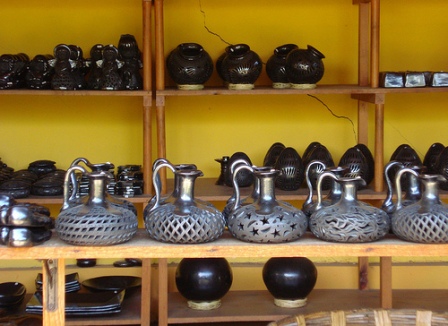 Céramique noire de San Bartolo Coyotepec, Oaxaca, Mexique