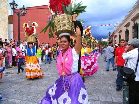 La calenda de la guelaguetza, Oaxaca, Mexique