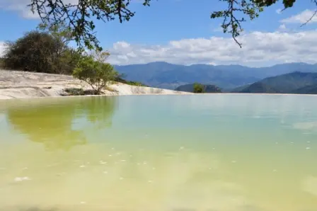 La piscine principale de Hierve el Agua, Oaxaca, Mexique