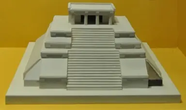 Maquette d’un temple Zapotèque du musée de Monte Albán, Oaxaca, Mexique