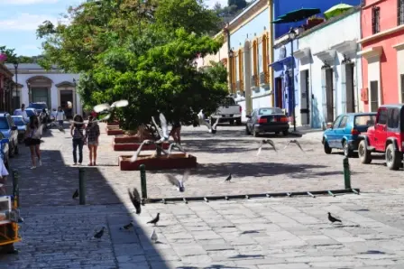 La rue piétonne d’Alcalá de Oaxaca, Mexique