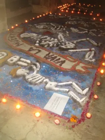 Tapis des morts au panthéon de Oaxaca, Mexique