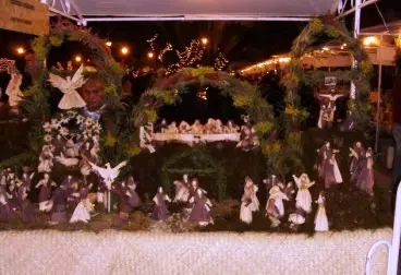 Scène de la bible en feuilles de maïs pour la Nuit des Radis de Oaxaca, Mexique