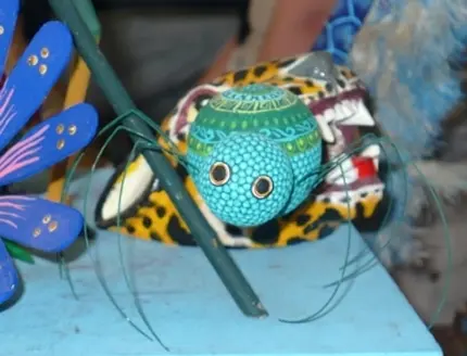 Exemples des alebrijes de l’atelier Alebrijes Autoctonos, San Antonio Arrazola, Mexique