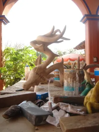 Alebrije en cours de séchage de l’atelier Jacobo et María Ángeles de San Martín Tilcajete, Oaxaca, Mexique