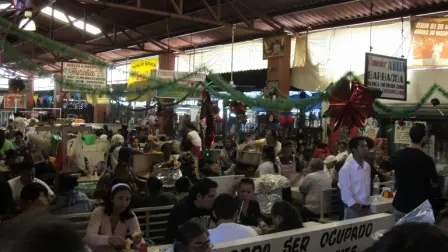 Le marché couvert de Tlacolula de Matamoros, Oaxaca, Mexique